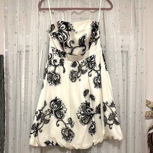 White House Black Market Black and White Floral Strapless Bubble Hem Dress